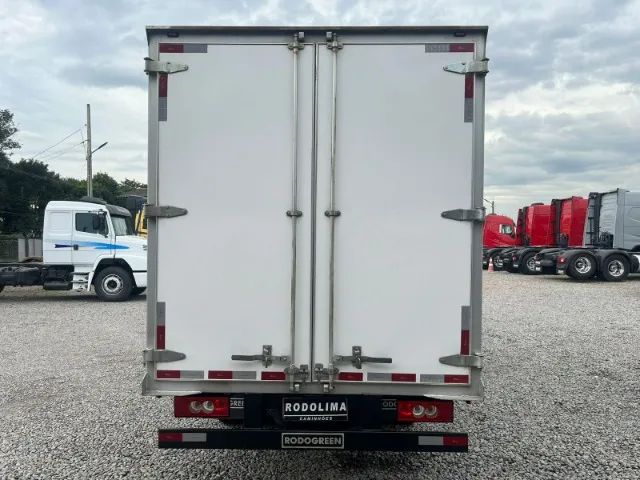 Caminhão Foton Aumark 3.5 14dt Baú Furgão Ano 2021/22 Prata - Foto 7