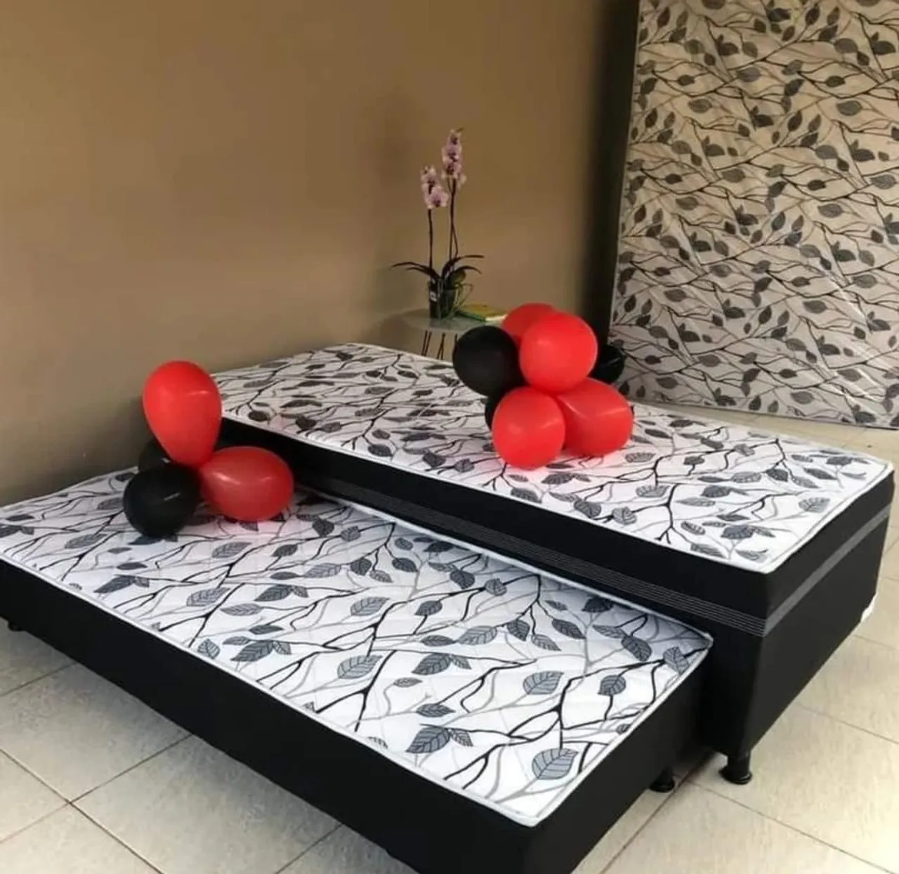 Box solteiro conjugada com auxiliar