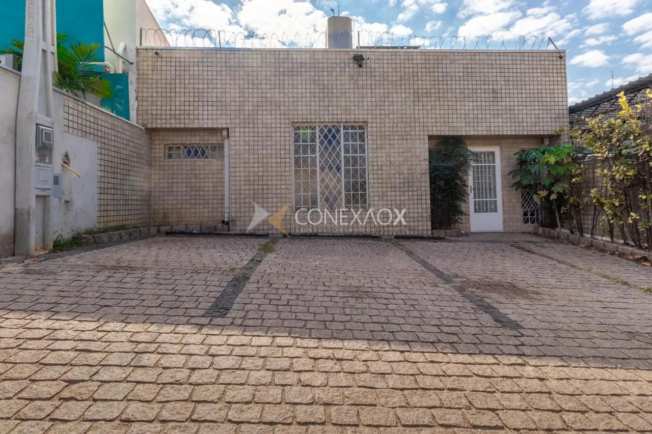 Casa comercial à venda no Jardim Guanabara