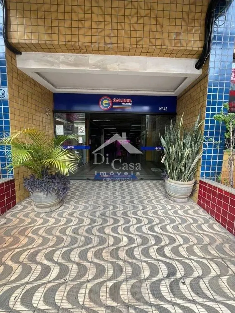 Sala comercial no centro de Atibaia, com 60m² Galeria da Matriz