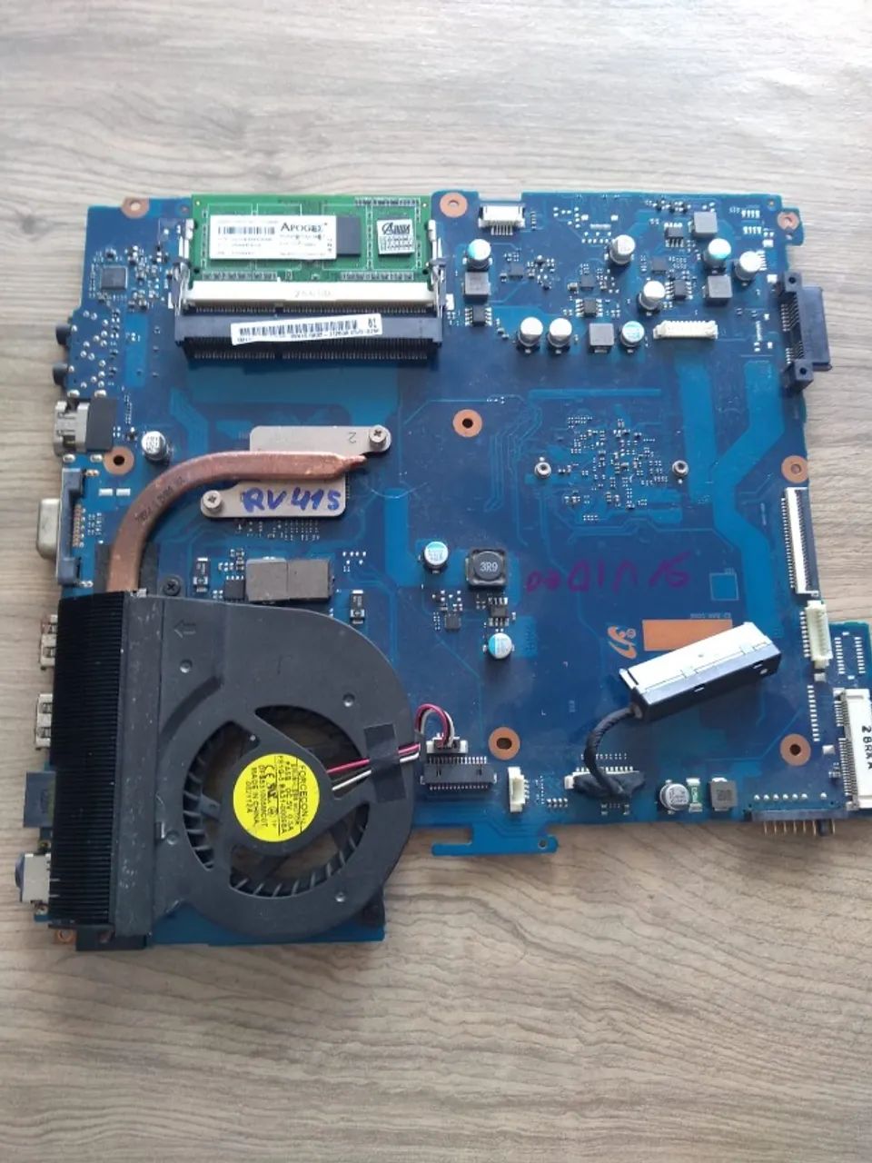 placa mae rv415 (Defeito)