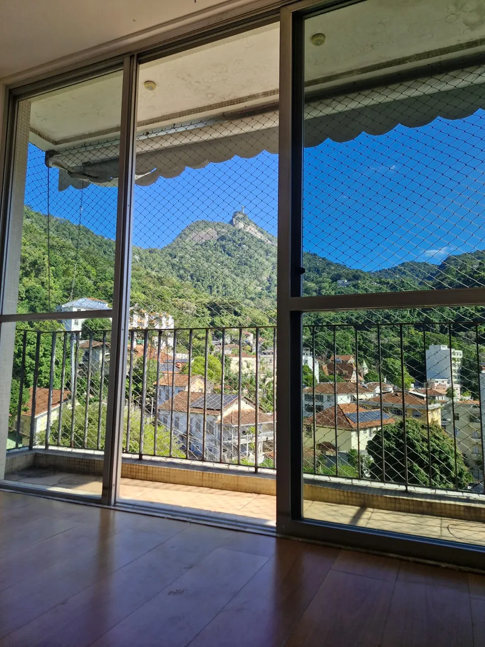 Apartamento 2 quartos - Ed Daniel Maclise - Vista para o Cristo Redentor