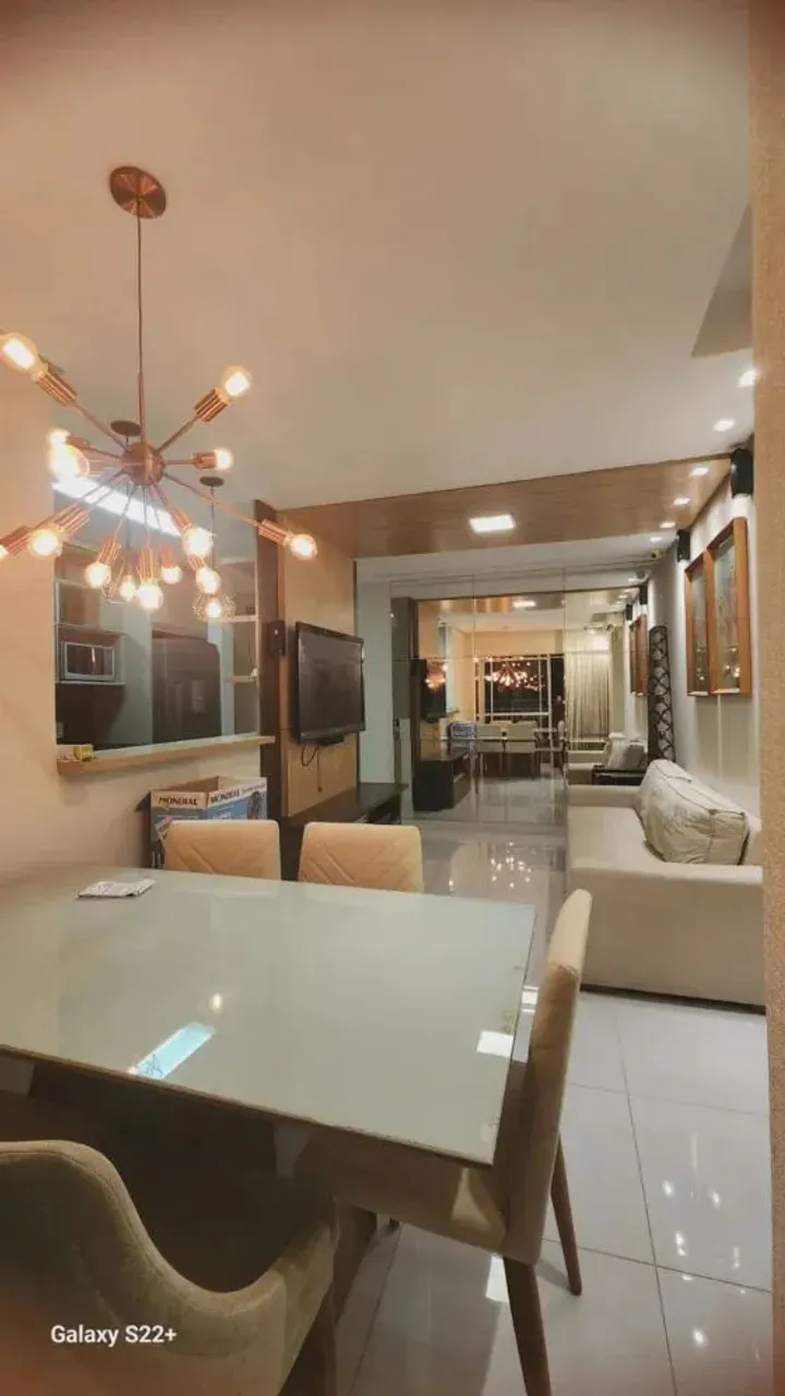 RESERVA DAS PRAIAS. ANDAR ALTO, NASCENTE, MOBILIADO 100%, FINO ACABAMENTO, 02 QTOS SENDO