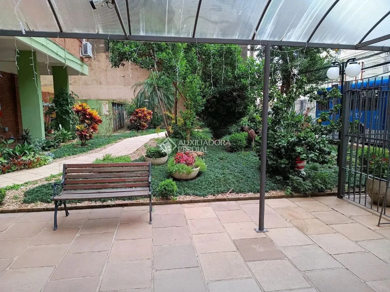 Apartamento 3 dormitórios, uma vaga, bairro Floresta Porto Alegre RS - Foto 3