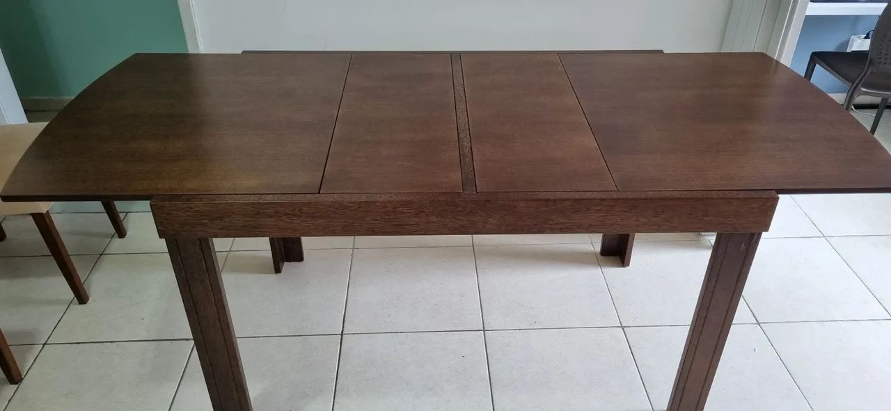 Mesa de Jantar em Madeira com 6 cadeiras - Foto 4