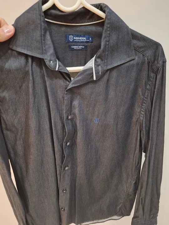 Vendo duas camisas social da marca Individual