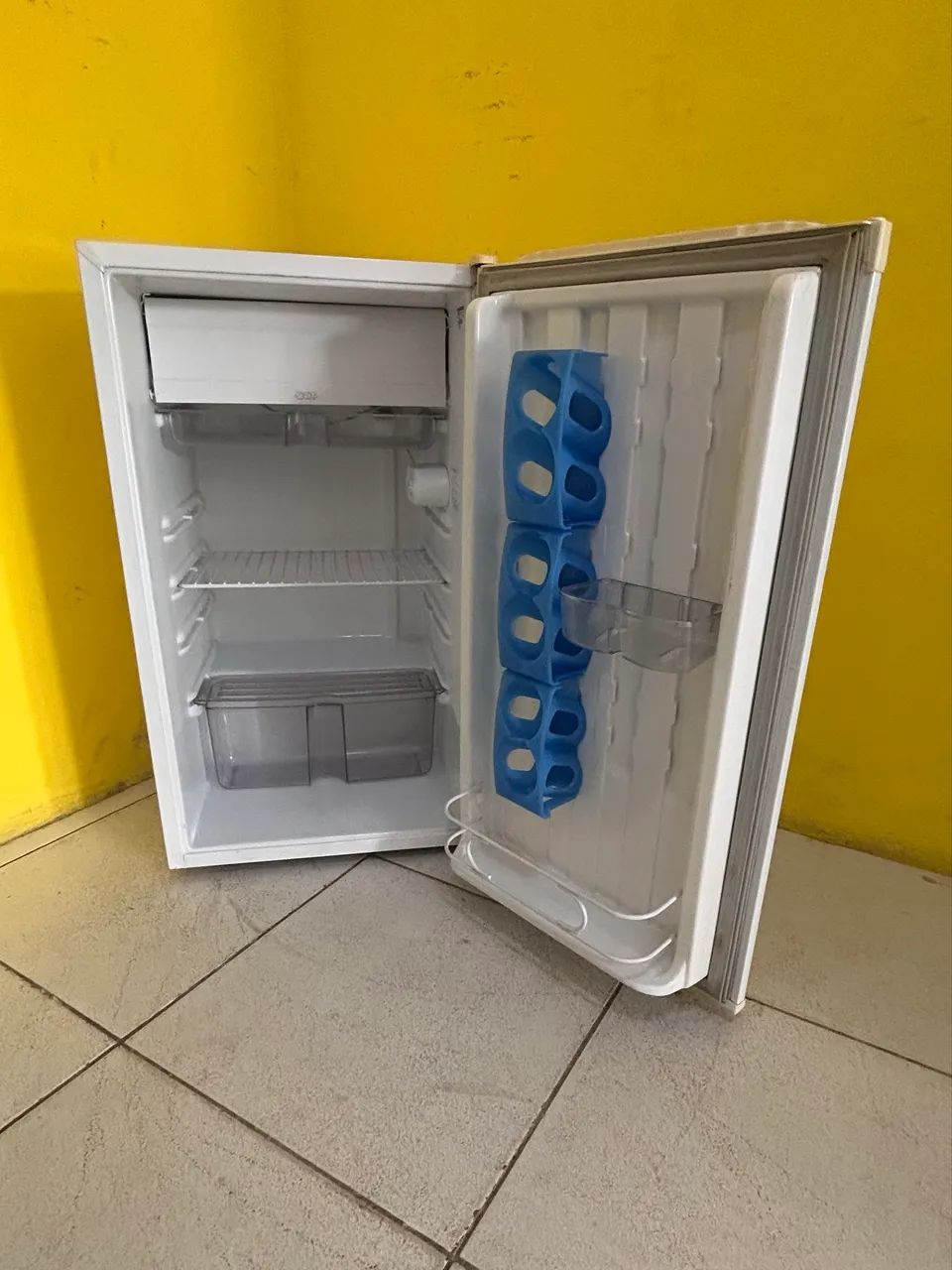 Frigobar Cônsul 64312210641794121