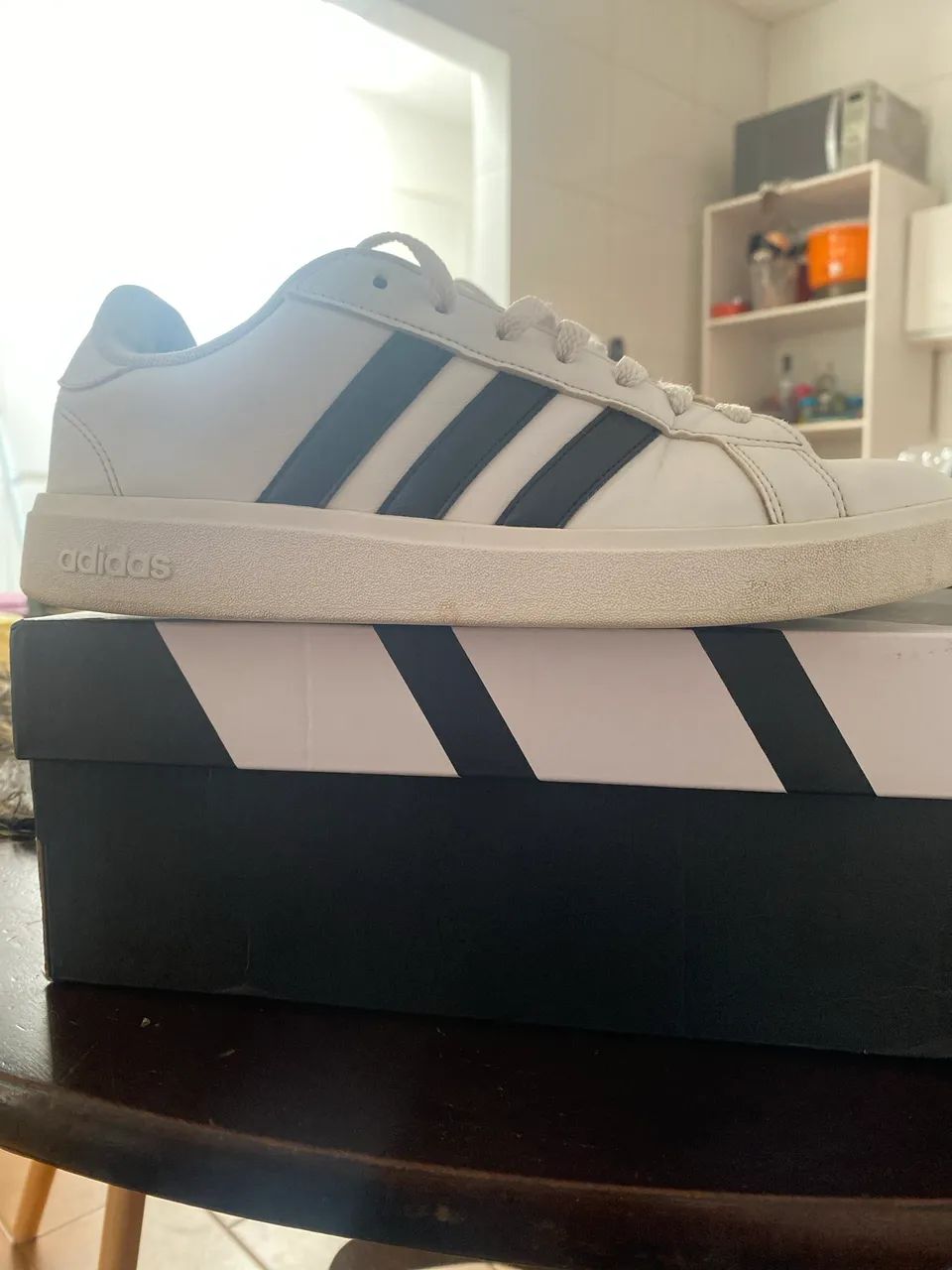 TÊNIS ADIDAS ORIGINAL COM PREÇO ABAIXO - Foto 4
