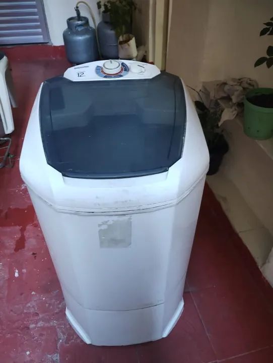 Tanquinho - Semi Novo