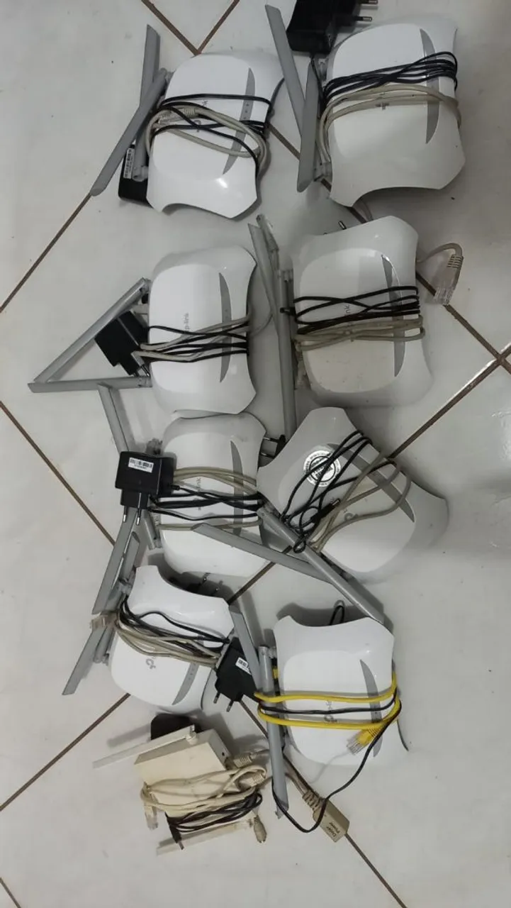 Lote de Roteadores TP-Link - Ótimo Preço!