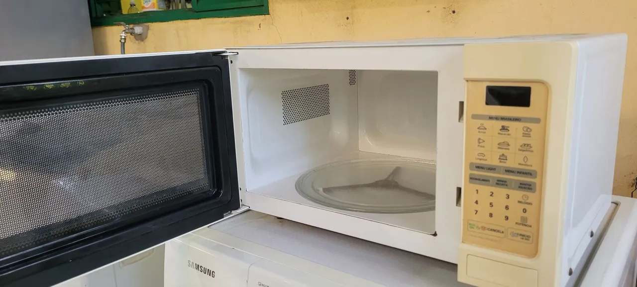 Microondas LG 30 litros