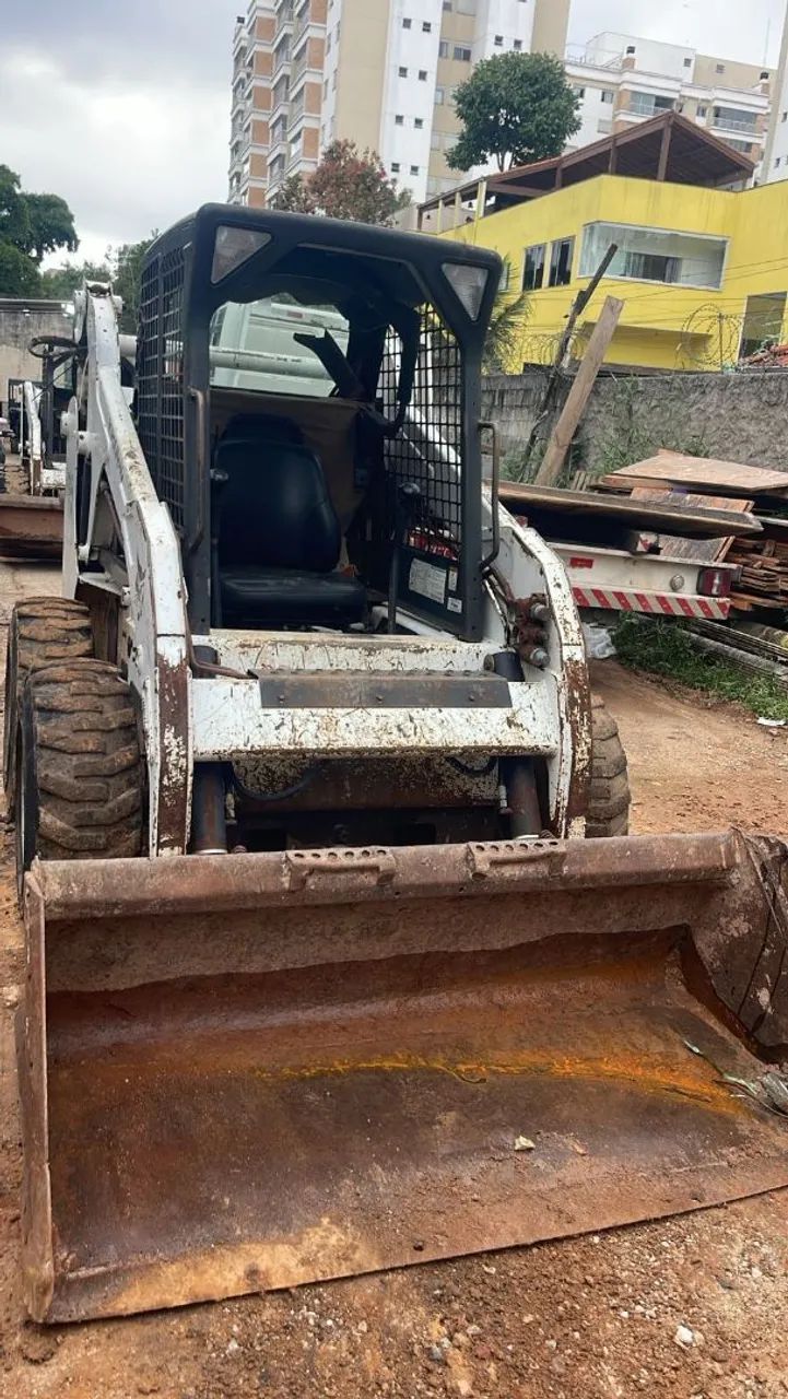 Bobcat S175 - Carregadeira - Revisada. - Foto 5