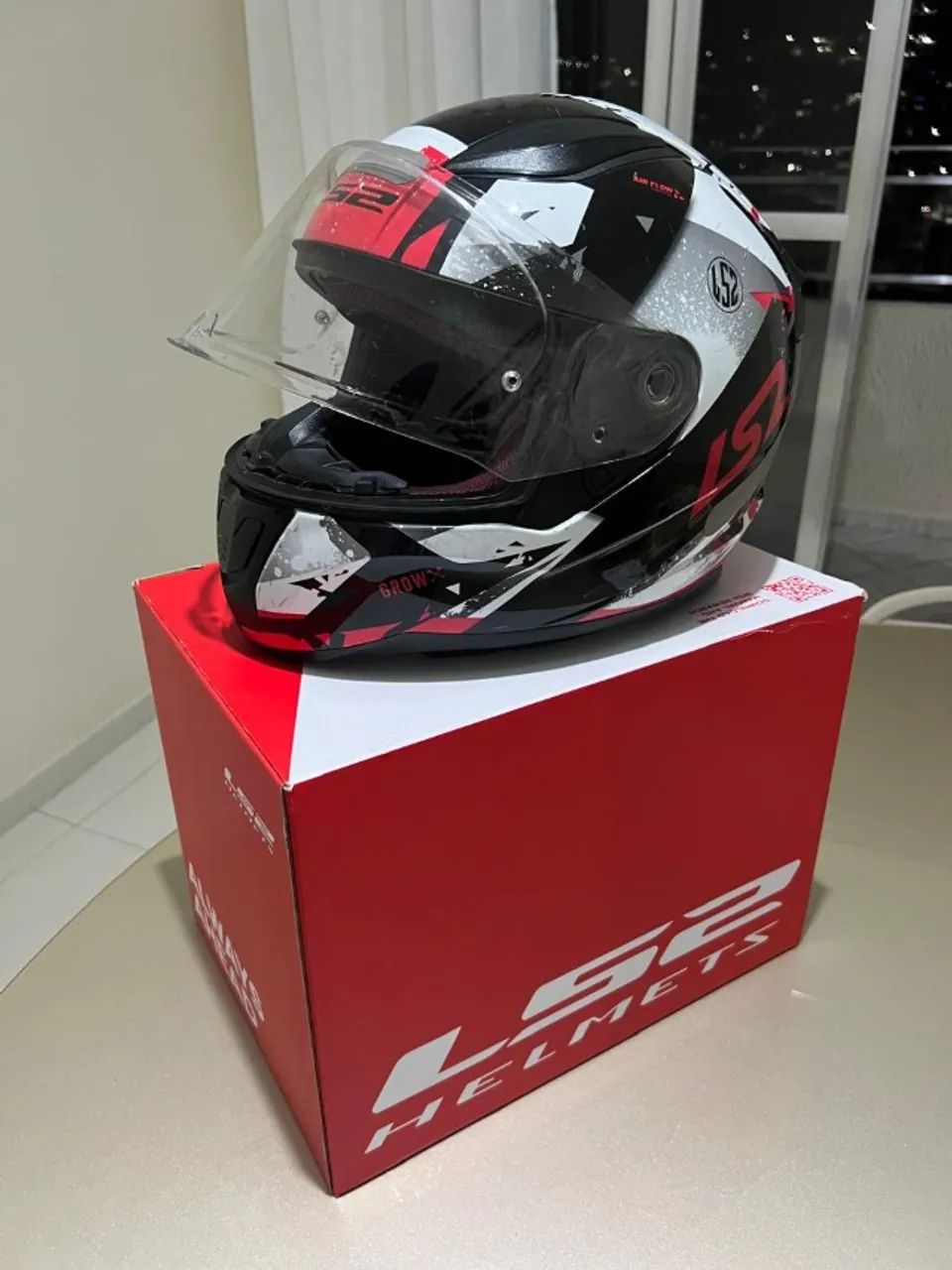 CAPACETE LS2 FECHADO COM NARIGUEIRA  - Foto 2