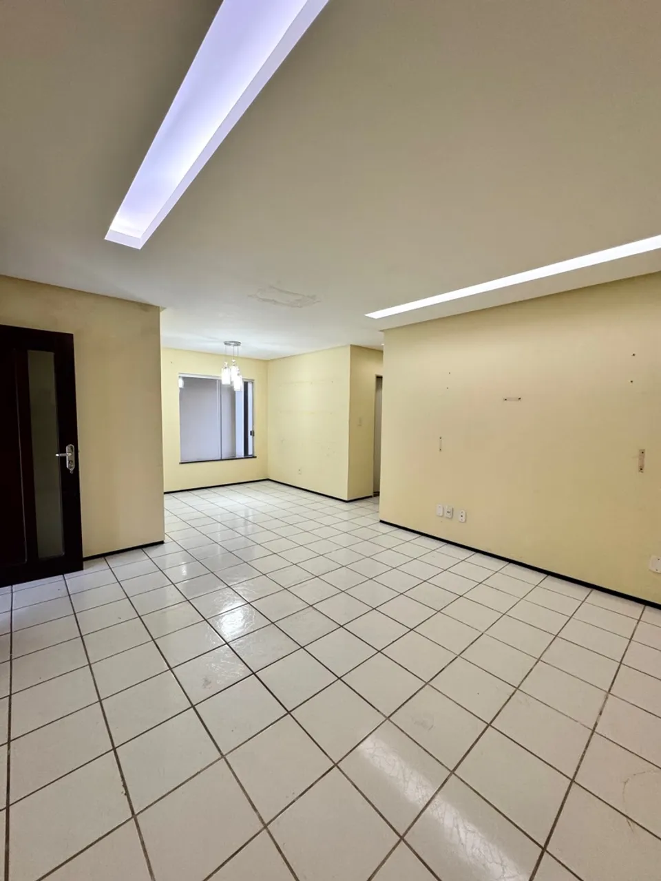 Alugo Casa no Condominio Zeus | nascente com 3 Quartos