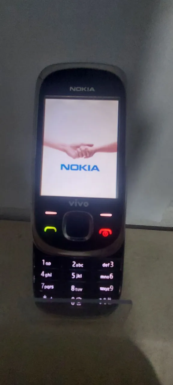 Celular Nokia 7230
