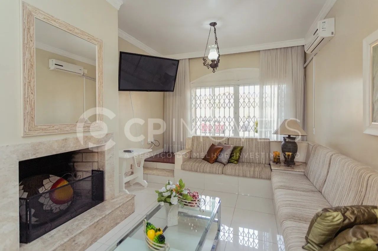 Casa/Sobrado em Porto Alegre, no bairro Jardim Planalto, à venda. - Foto 4