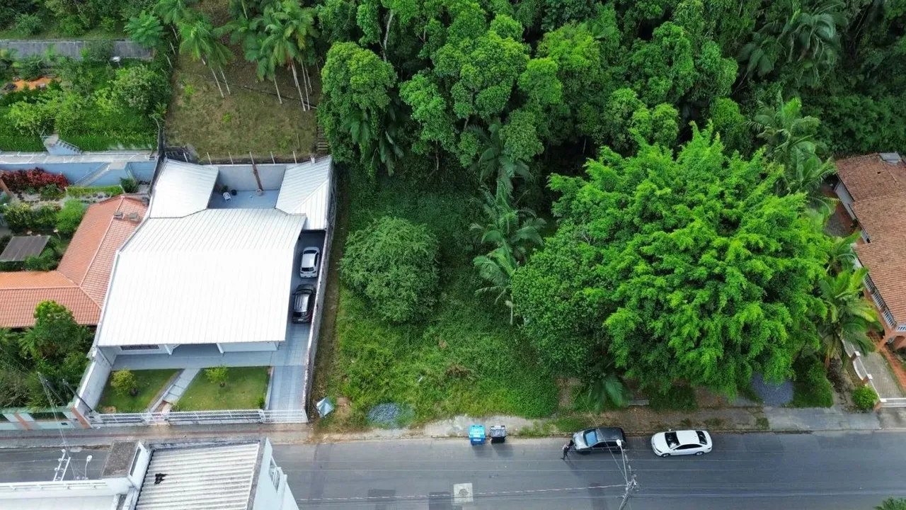 Terreno plano com 540,00m² de área total, no bairro Itoupava Norte em Blumenau!
