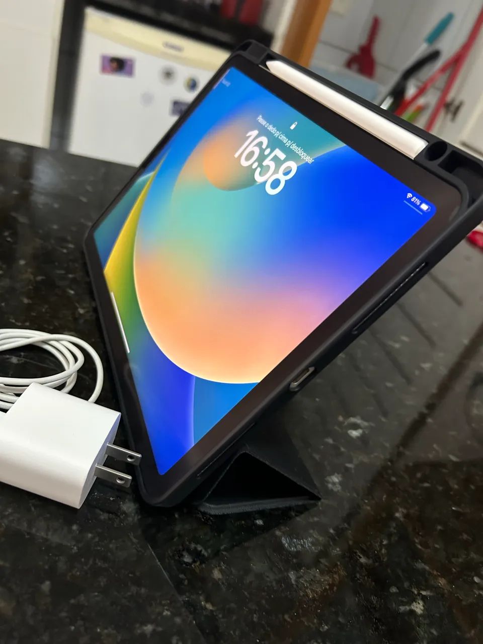 iPad Air 5ª geração Wi-Fi 64gb+Apple Pencil +Capa - Tablets e E