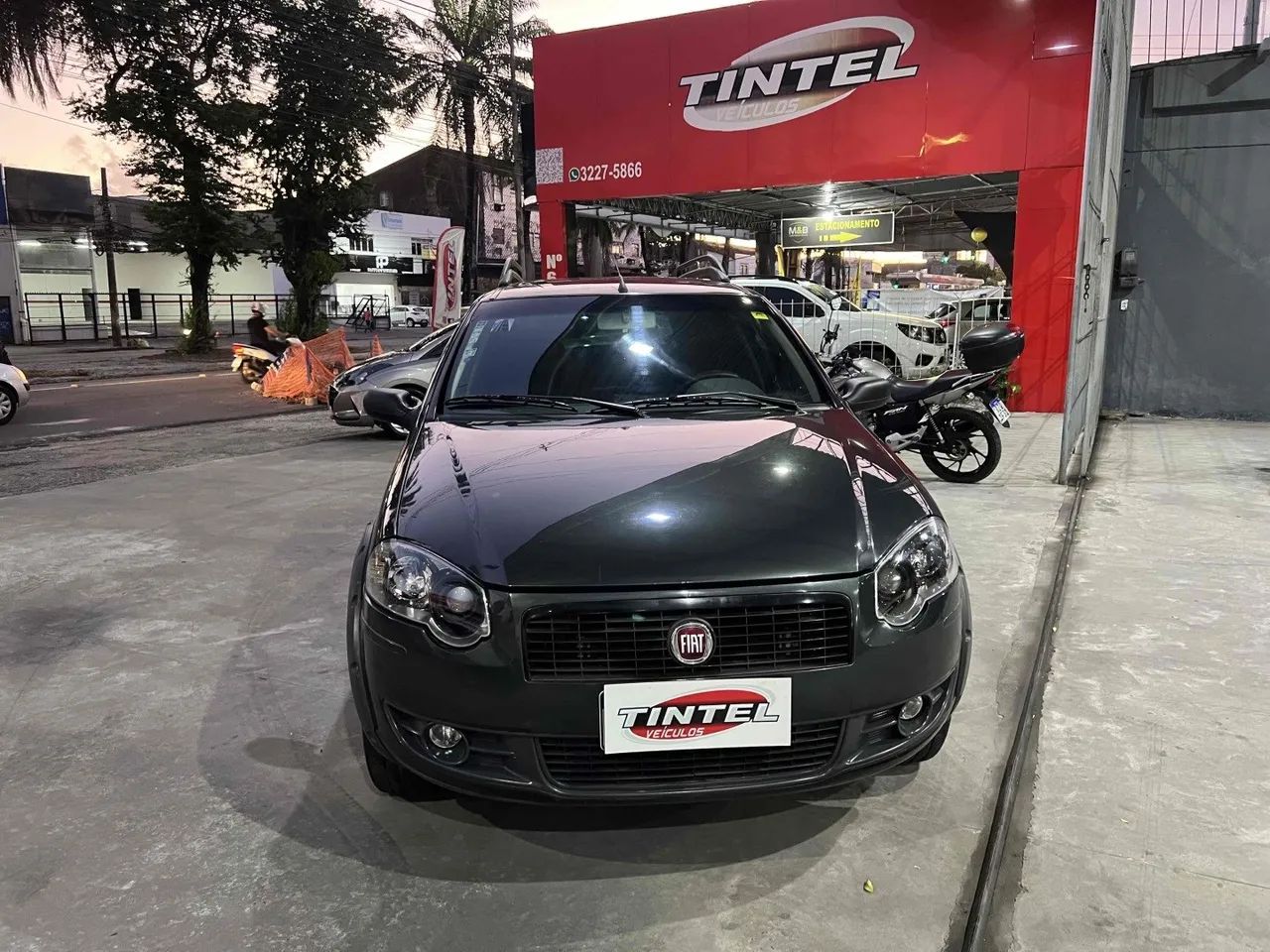 Fiat Palio 2009 1.4 mpi trekking weekend 8v flex 4p manual - Foto 2