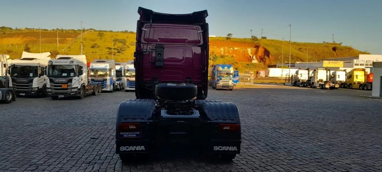 SCANIA R450 A6X2 2022/2023  SAIA LATERAL, DEFLETORES, PNEUS NOVOS, PACOTE LUXO, ADAS, UNIC - Foto 6