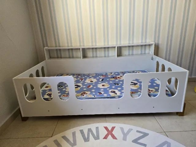 Cama Infantil Montessoriana Branca (Usada) - Com Nicho LED - Perfeita para Crescer! - Foto 4