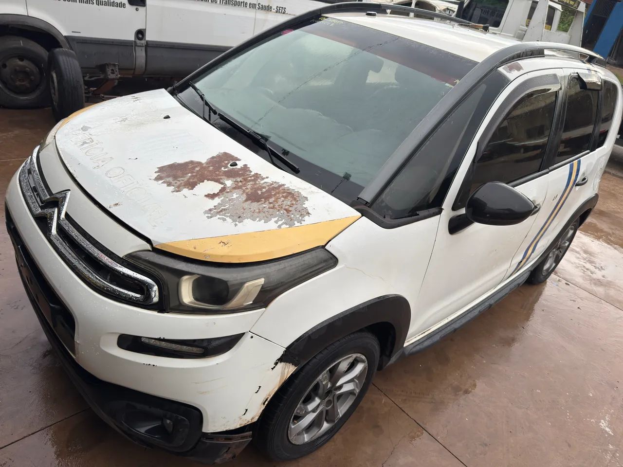 SUCATA AIRCROSS 2017 1