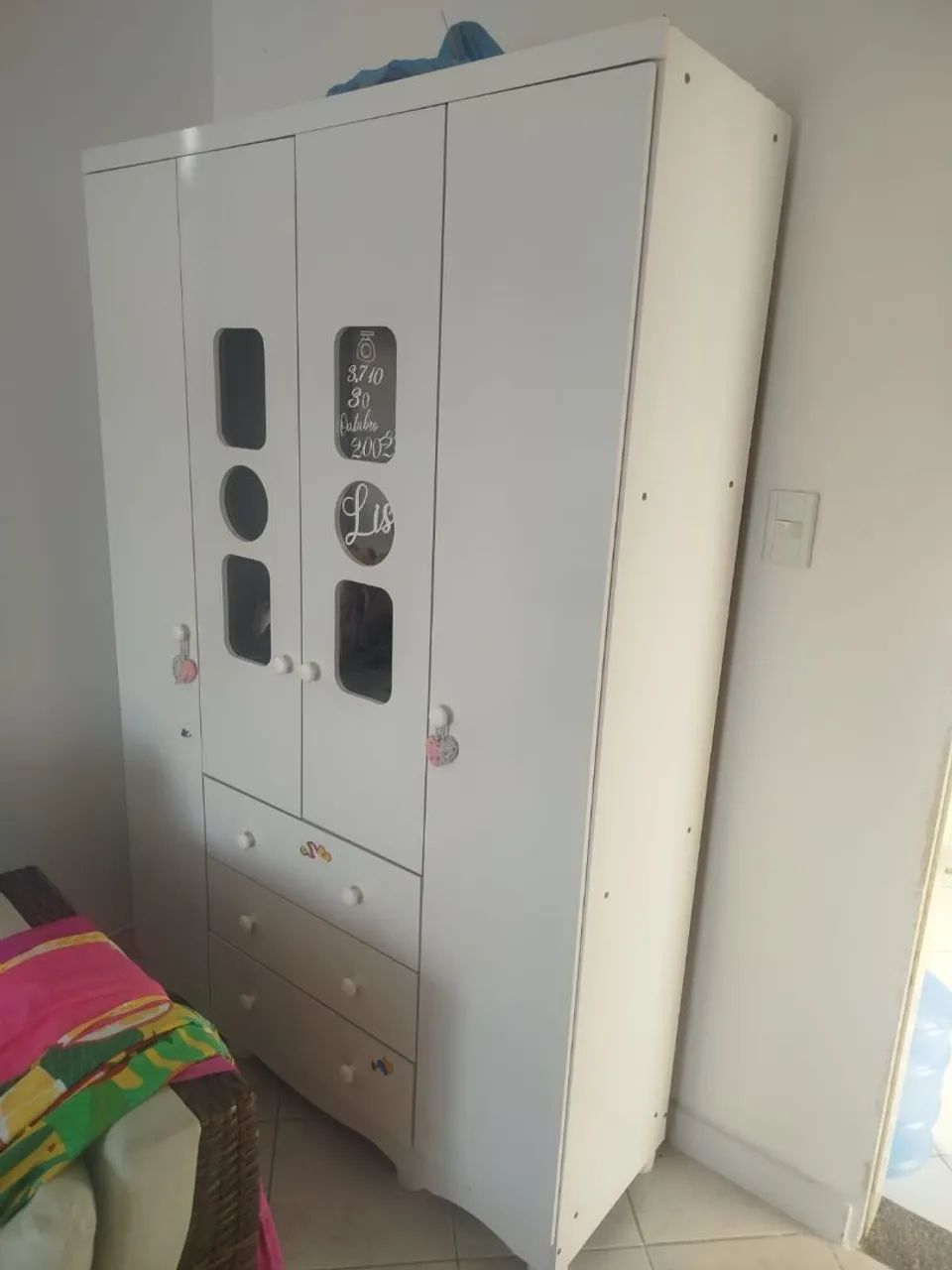Vendo Guarda roupa infantil 