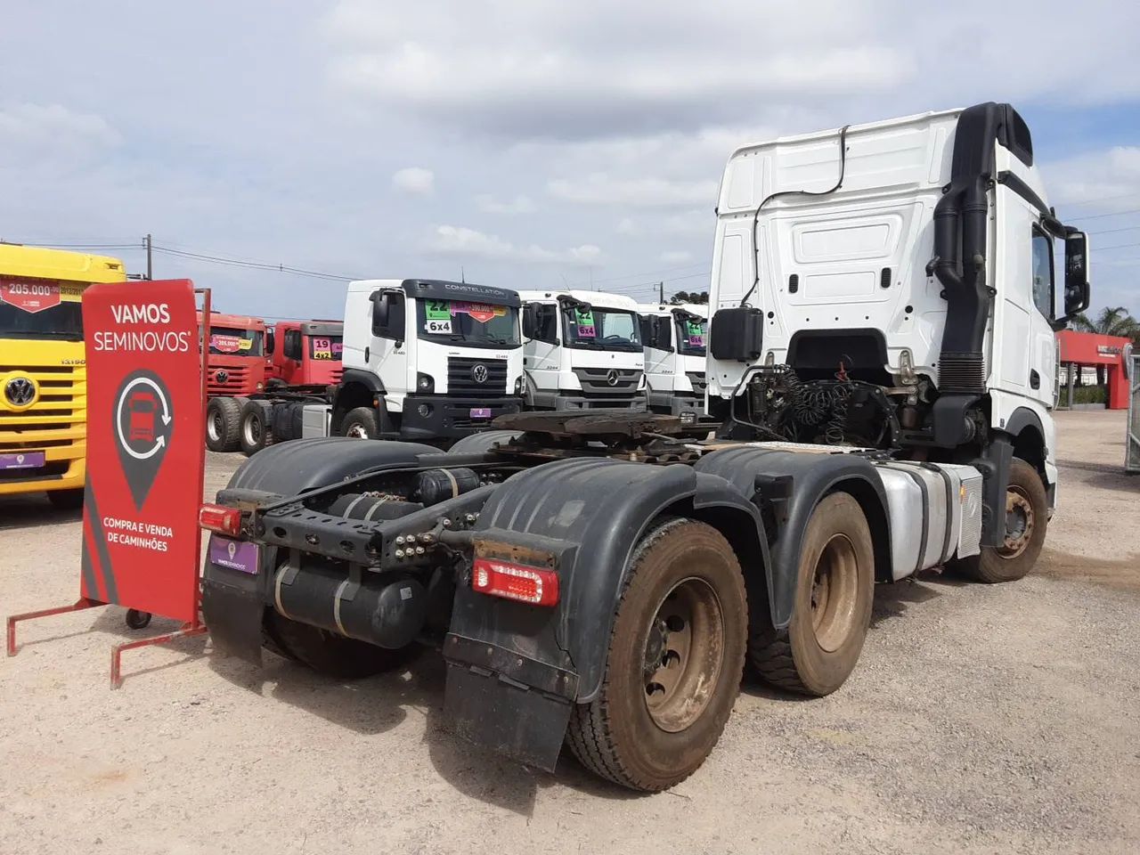 Mercedes-Benz Actros Actros 2651 MP5 LS 6x4 2p (diesel)(E5) 2022/2022 Vamos Seminovos Curi - Foto 4