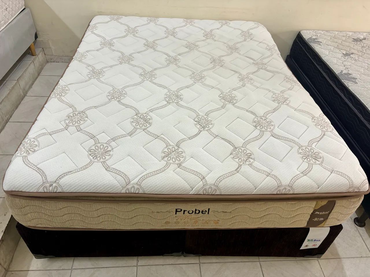 Cama box de casal Queen , cama Queen  - Foto 2