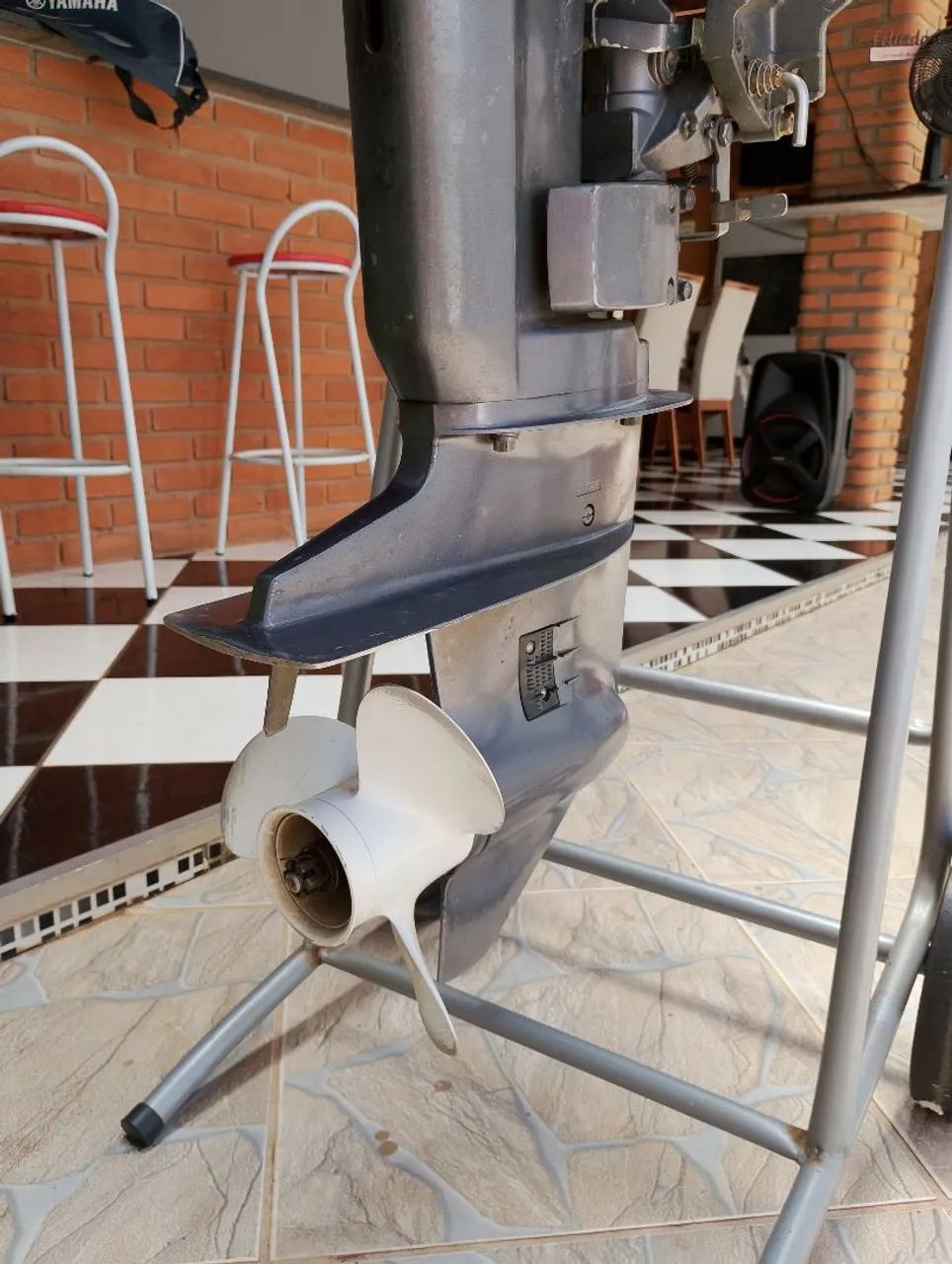 Motor de popa 64319874030466122