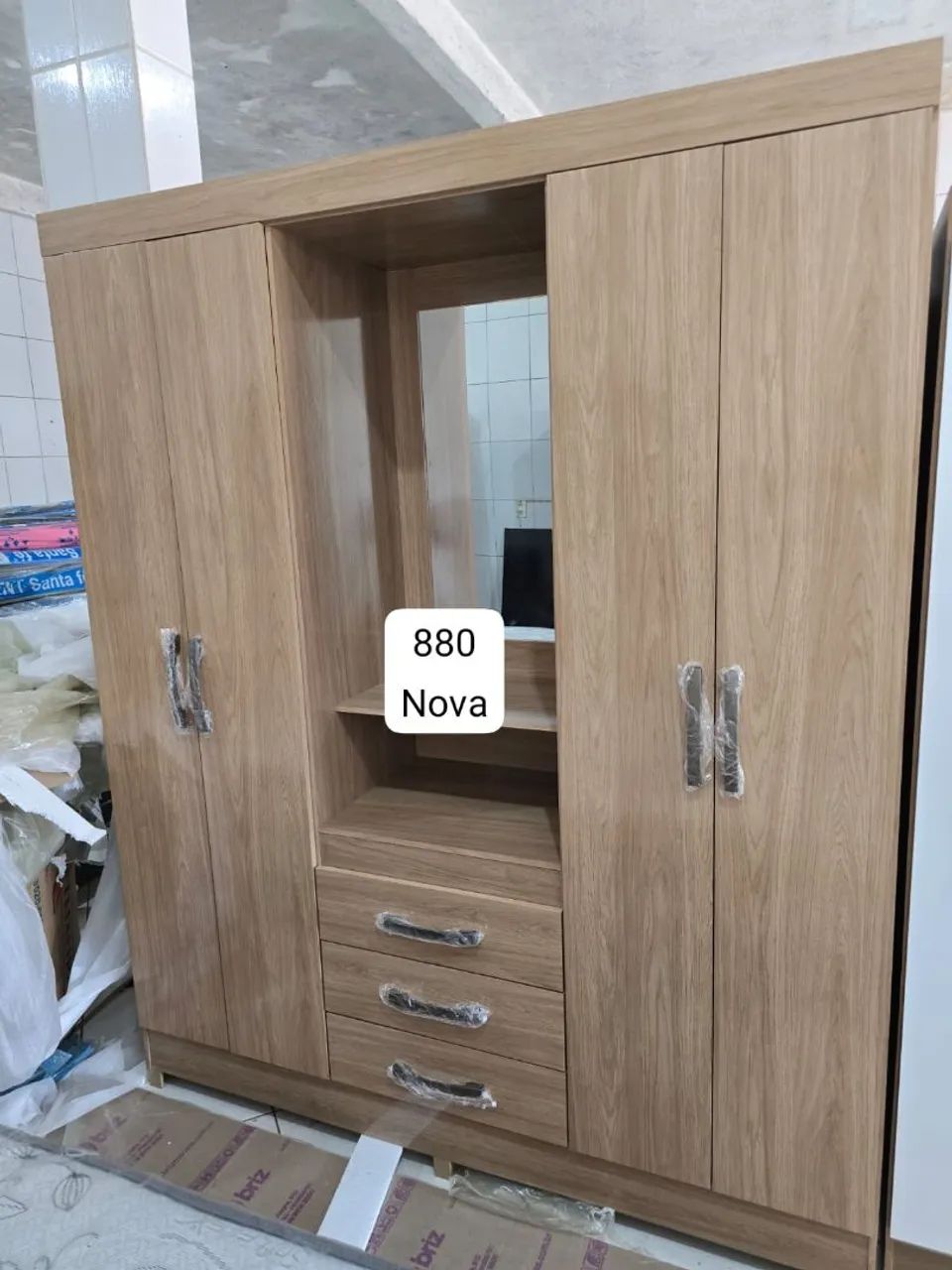Guarda-Roupa de casal novo