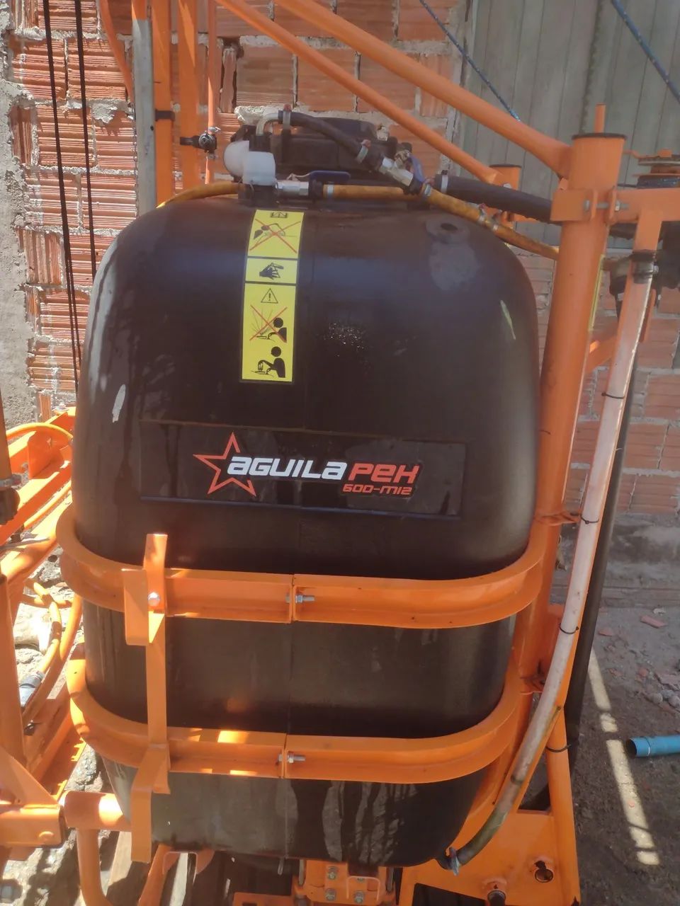 Pulverizador  600 l - Foto 6