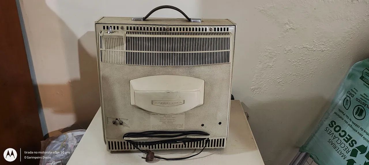 TV Philco solid state anos 1970 (~1972) completa RETIRADA - Foto 4