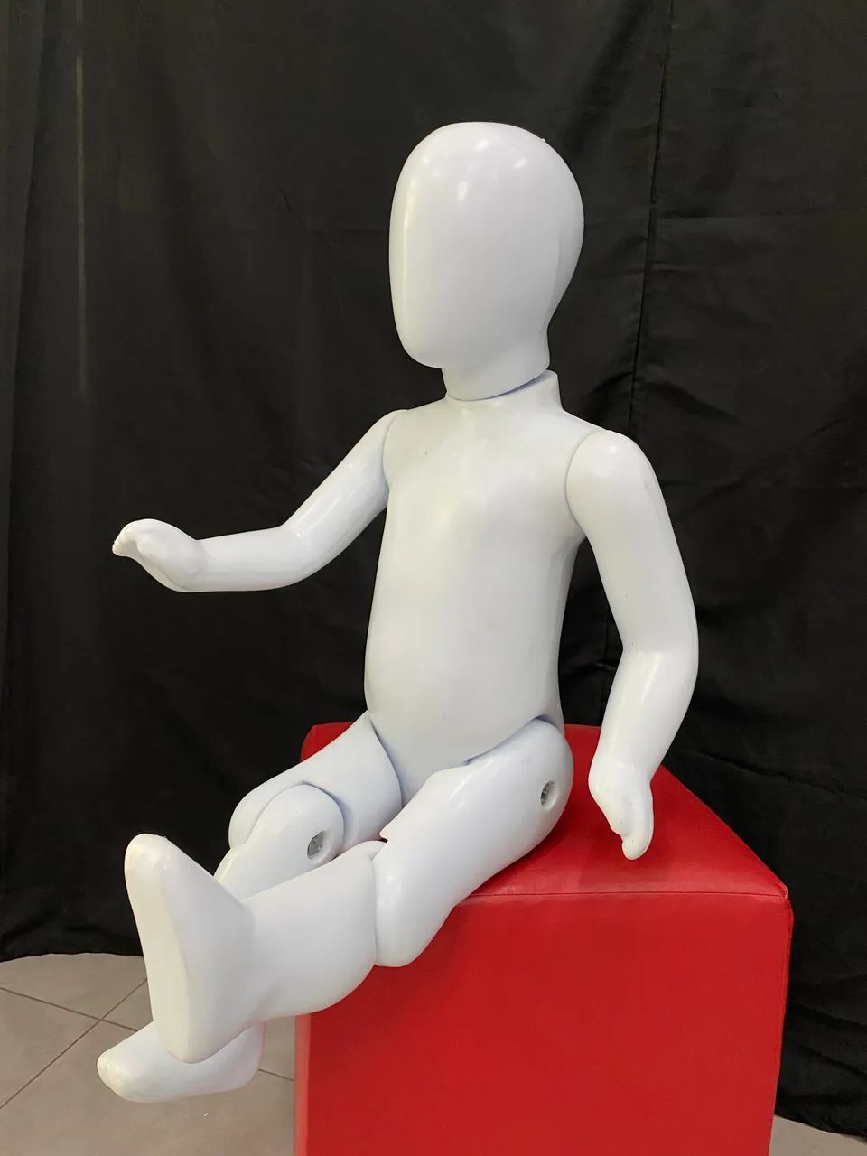 Manequim Plastico Bebe Articulado para Loja Comércio 