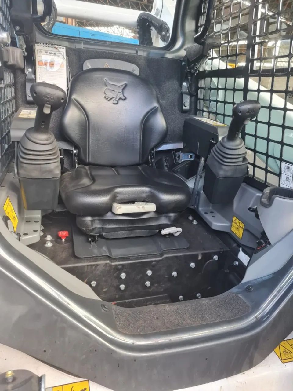 Bobcat Mod. S770 Com Fresa De 1 M Para Locação Imediata - Foto 4