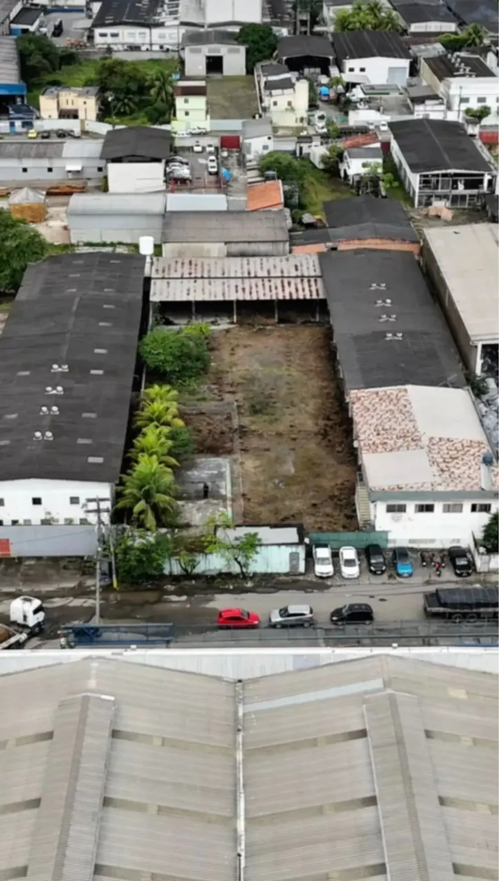 GALPÃO EM CAMAÇARI NO POLO DE APOIO - 3.200M²