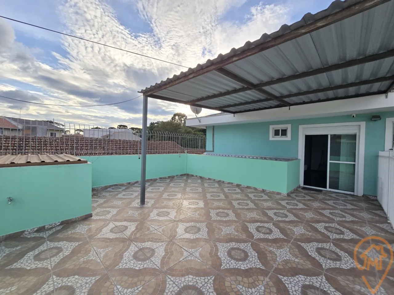 Apartamento com 3 quartos para alugar por R$ 2500.00, 180.00 m2 - BOQUEIRAO - CURITIBA/PR