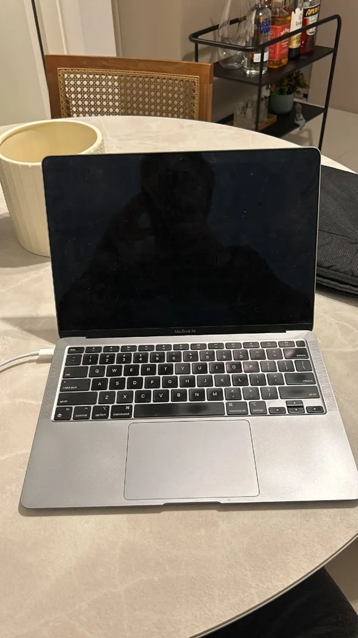 Macbook Air 13.3", M1, 256gb 