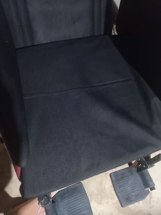 Cadeira de rodas  - Foto 2