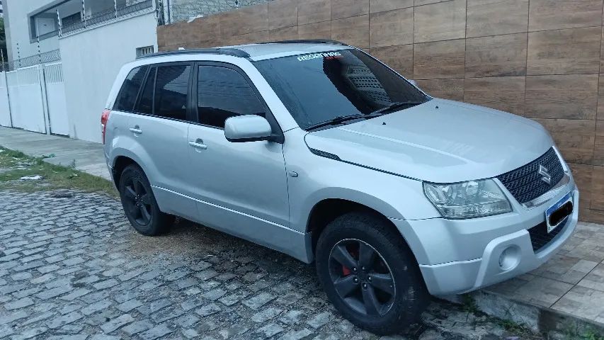 vendo gran vitara 2010, 4x4,  completa, quitada e emplacada 2025