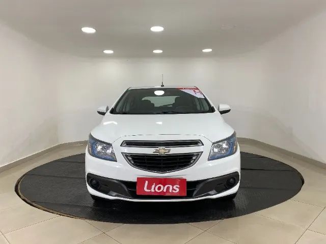 Chevrolet Onix 2014 LT 1.4 - Foto 2