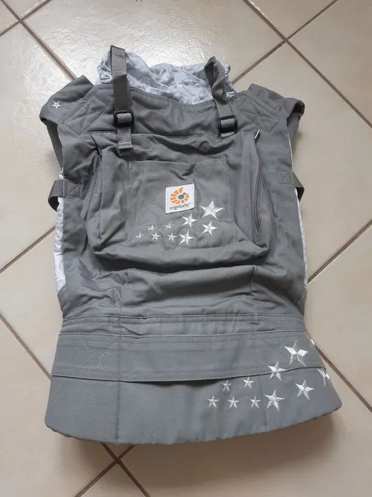 Canguru Ergobaby Original - (NOVO)