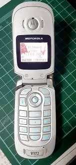 CELULAR MOTOROLA V172