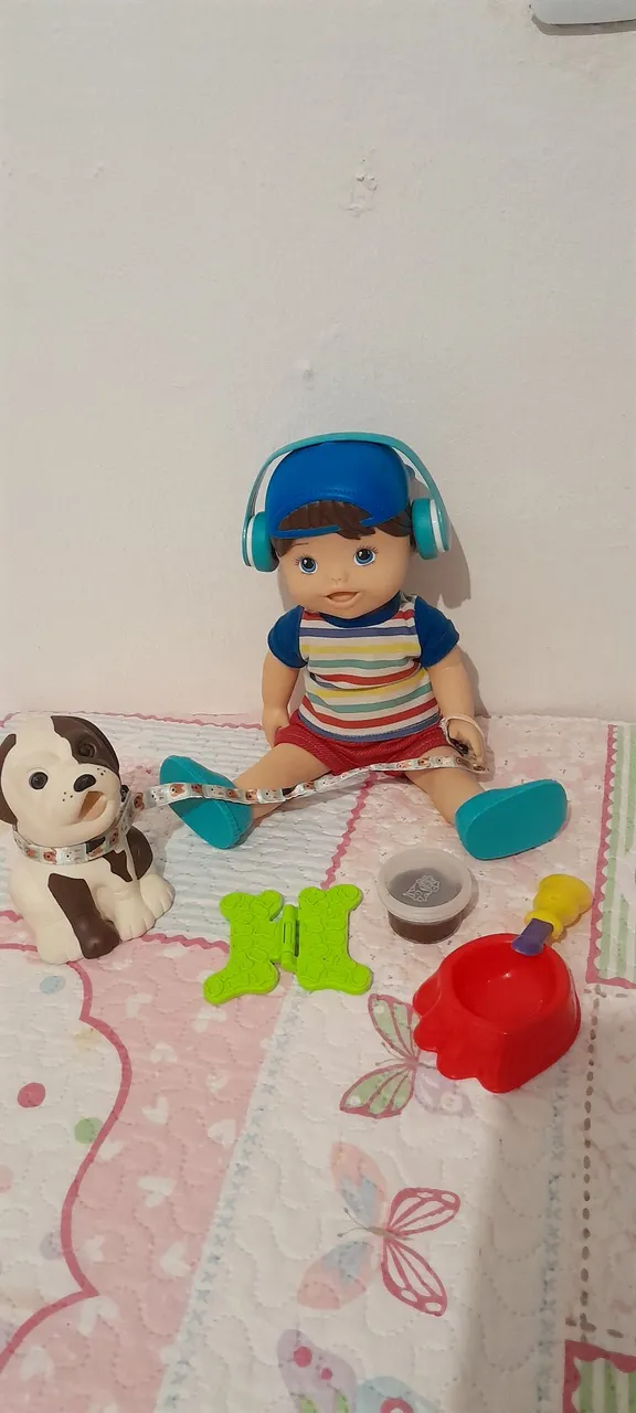 Boneco menino com pet