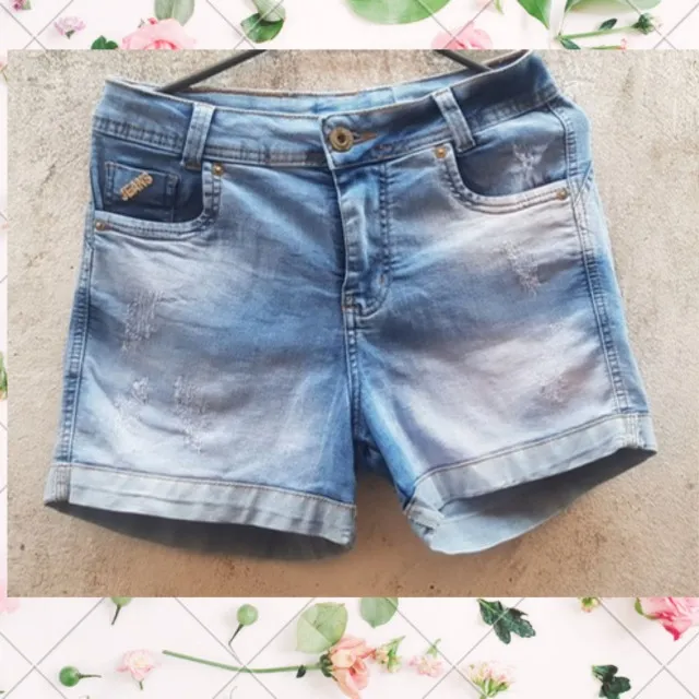 Short Jeans