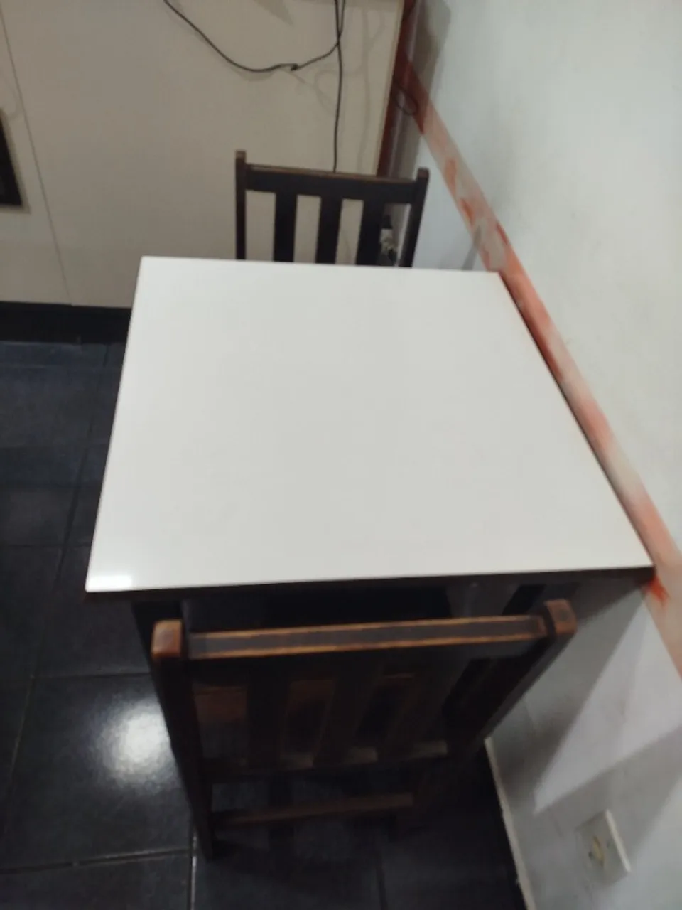 Mesa madeira para restaurante ou lanchonete .