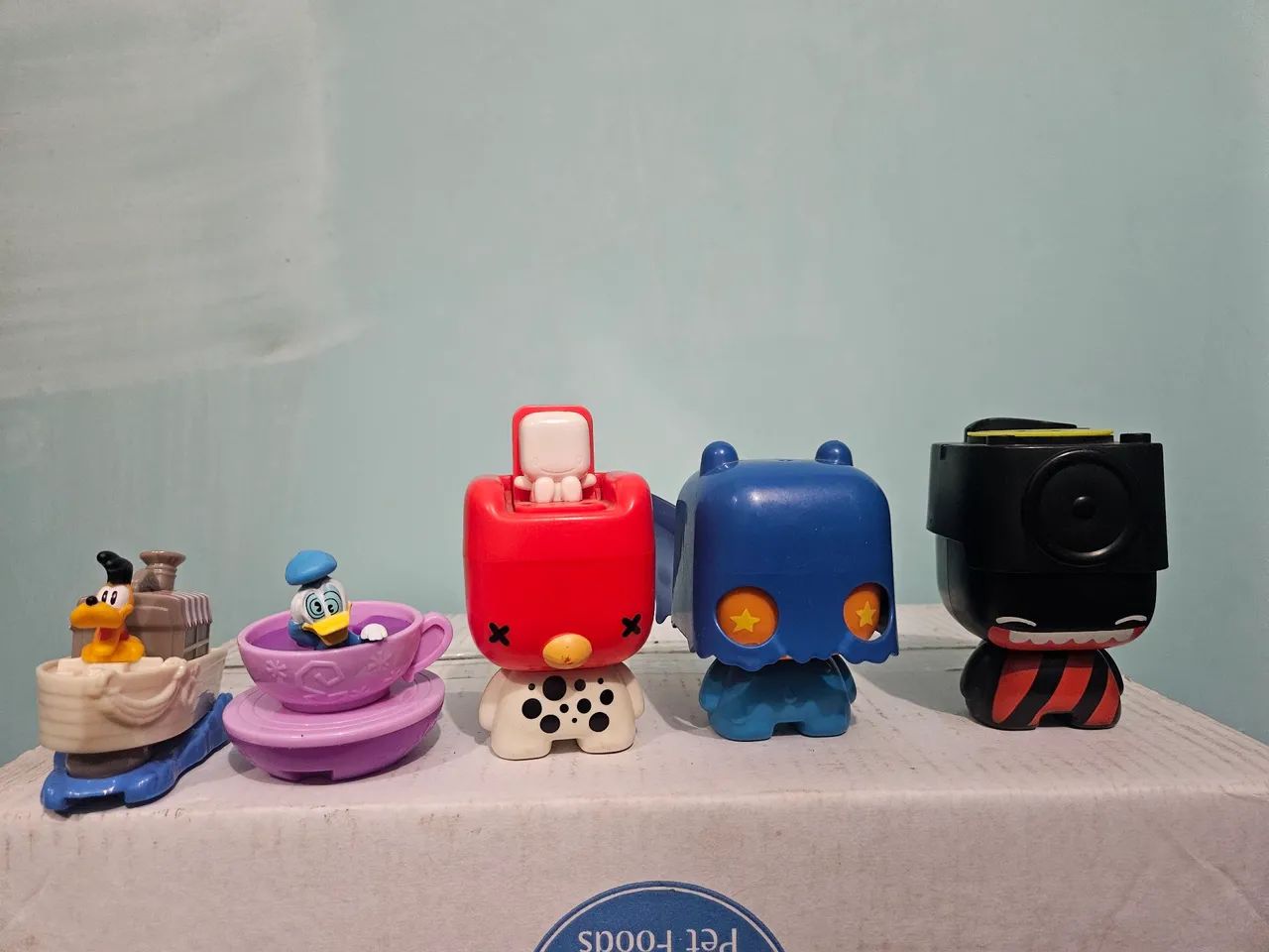 Lote de brinquedos (mc Donald's, bobs, e outros)