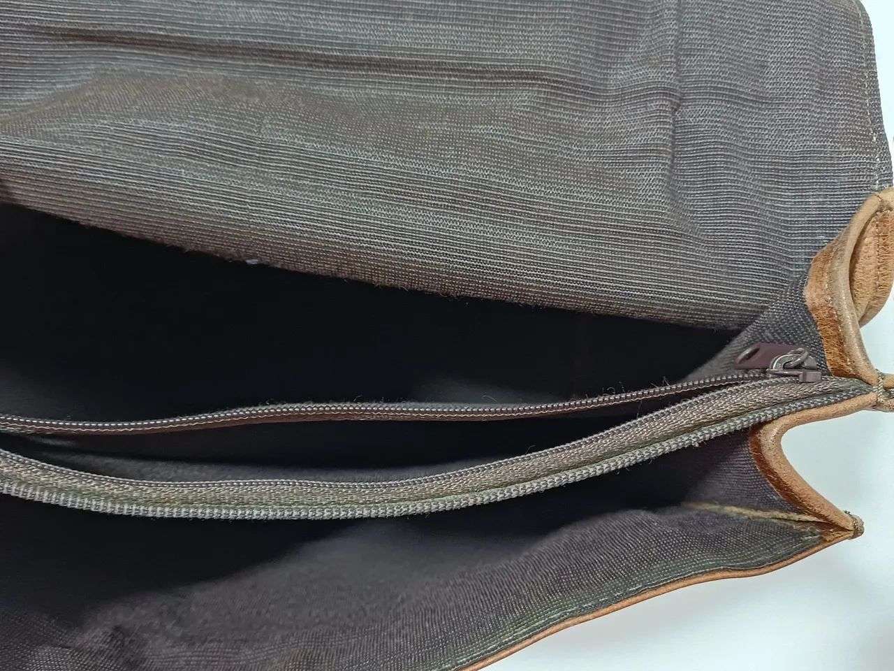 Mochila de couro quadrada - Foto 5