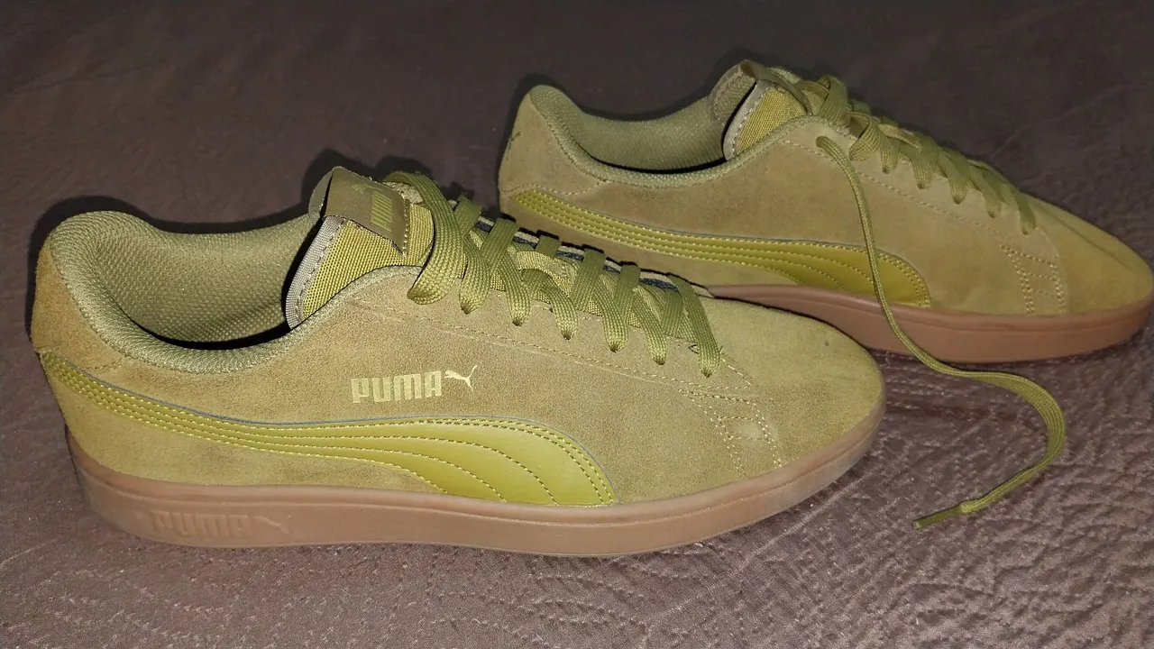 Puma Smash V2 Moss Green Team Gold