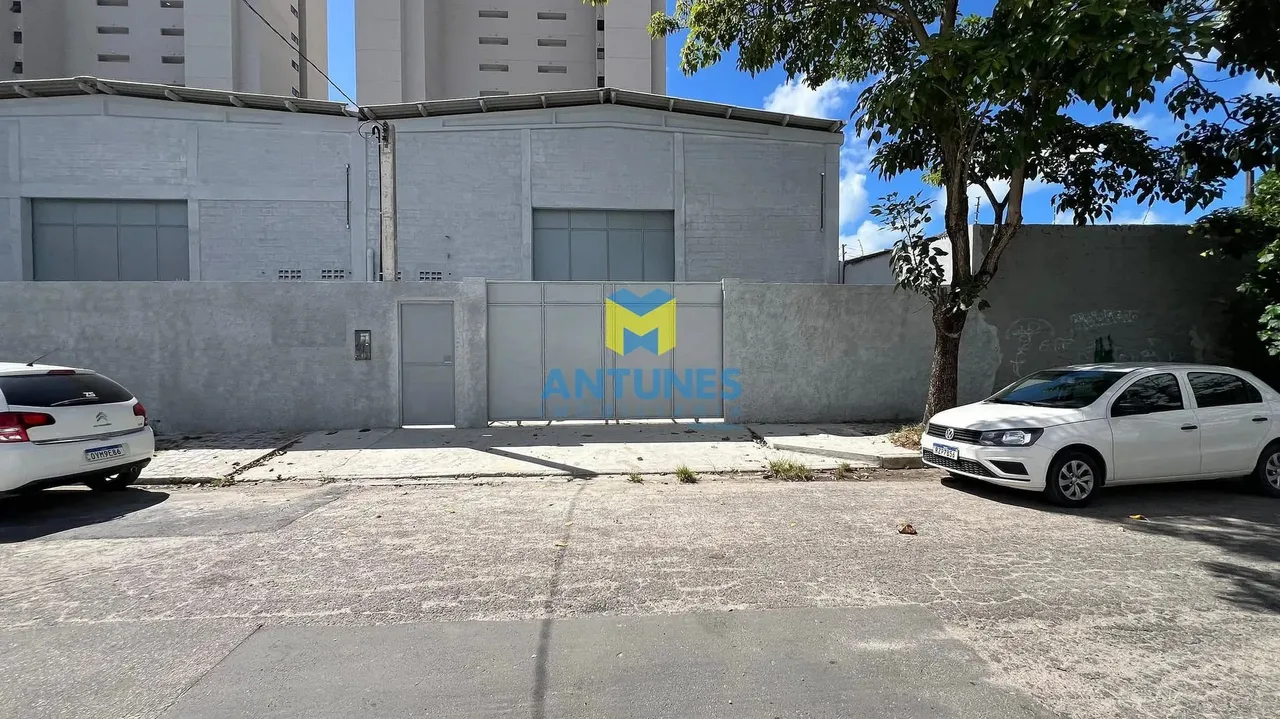 Alugue Galpão na Imbiribeira com 330m², próximo ao Shopping Recife